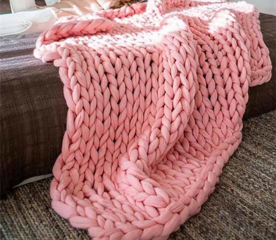 Chunky cable knit_throw_blanket_Royal_Alpaca_v2_pink_sd