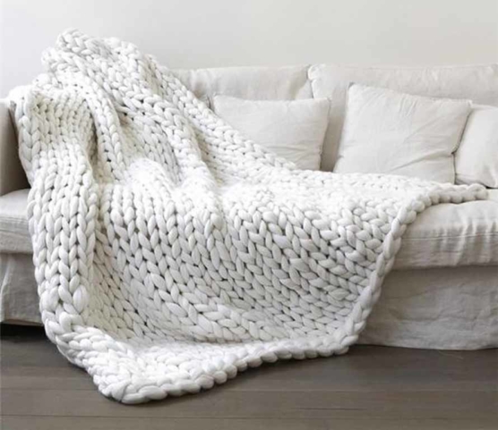 Chunky cable knit_throw_blanket_Royal_Alpaca_v2_white_sd
